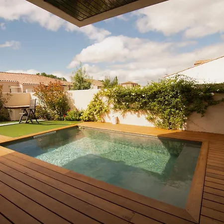 Au Calme Avec Piscine Privee - De Jouarres *